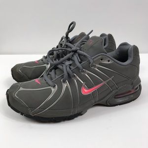 NIKE AIR MAX Gray Pink Athletic Running Shoes